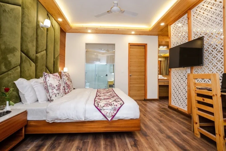 Luxury room