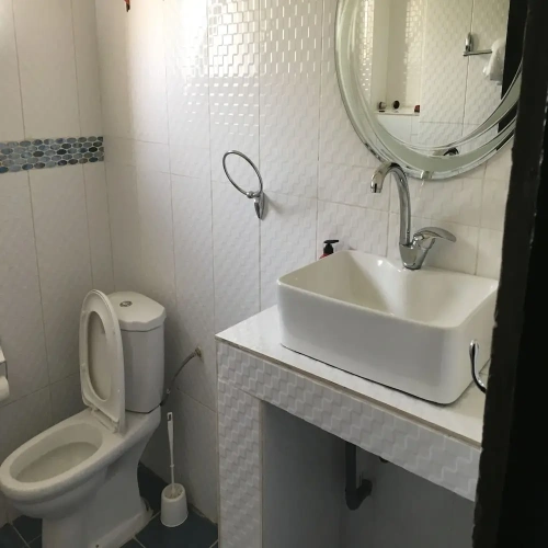 Economy Suite