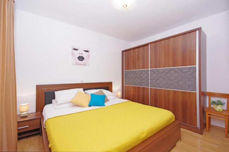 2 Bedrooms Apartment with balcony