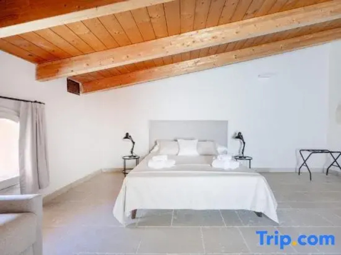 Palazzo della Torre 201– Modern Historic Apartment