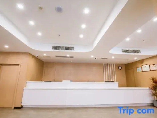 Super 8 Select Hotel (Kaifeng Qingming Shanghe Garden)