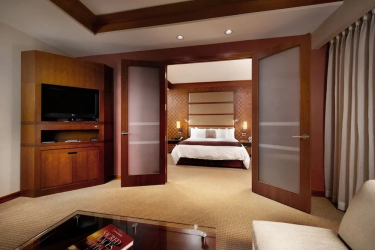 Double Suite