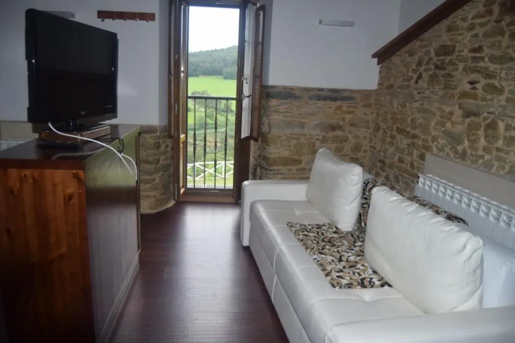 2 Bedrooms Premier Apartment