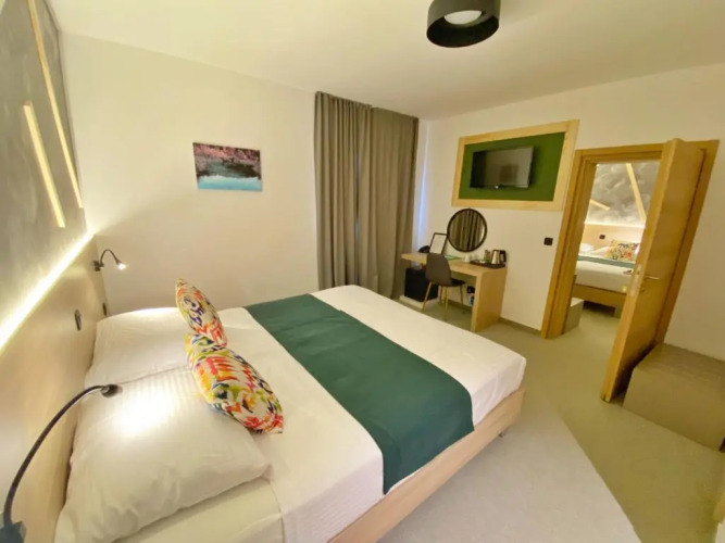 16 Lakes HotelOver view