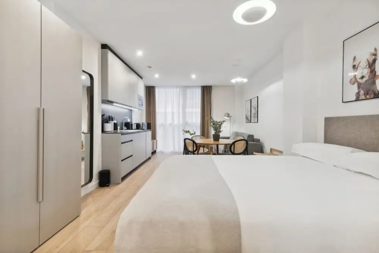Limehome Valencia Carrer del Pare Palau