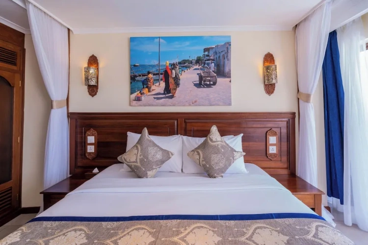 Superior Double room with balcony and with garden view