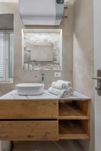 1 Bedroom Deluxe Apartment