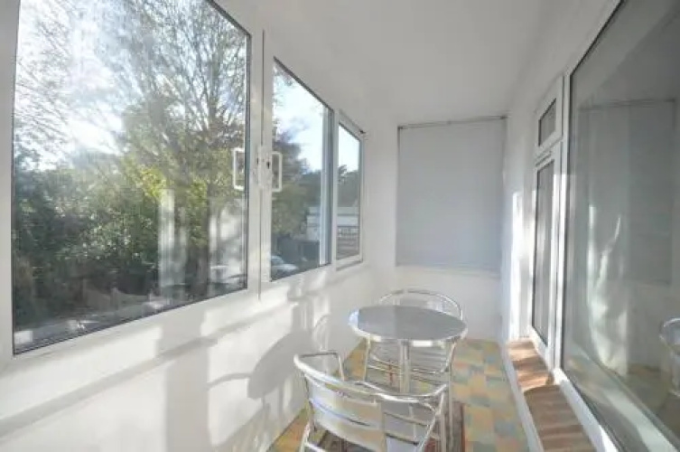 1 Mansard Court