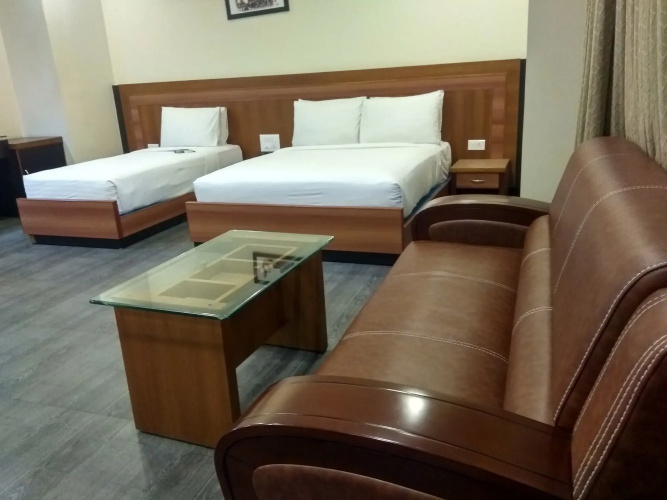 Hotel Pent House