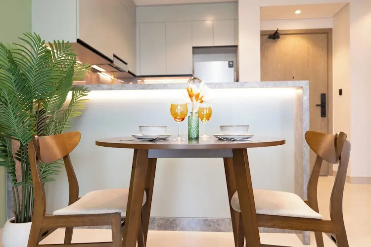 KeyRock Living - Premium Apt with Pool