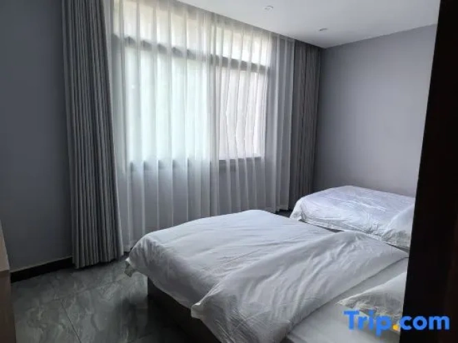 Standard Triple Family room