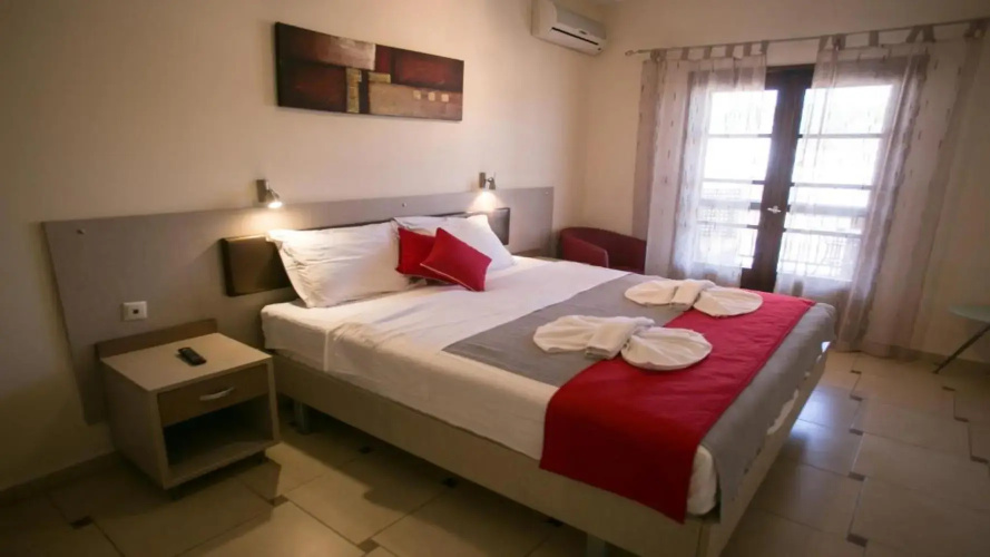 Avra Hotel