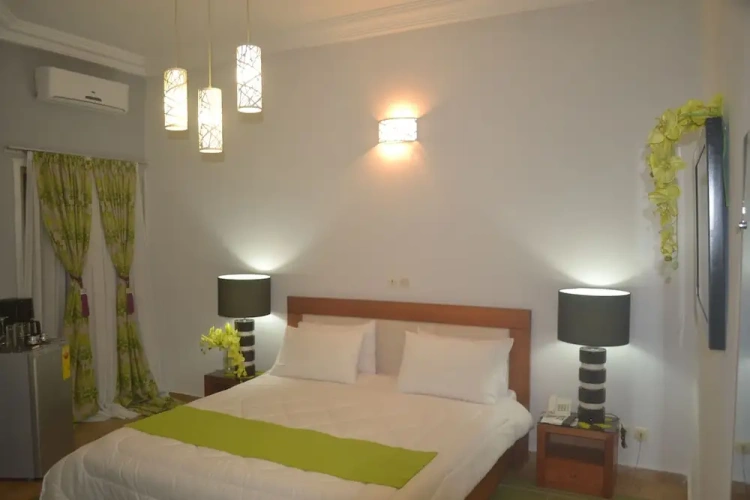 1 Bedroom Comfort room with city view