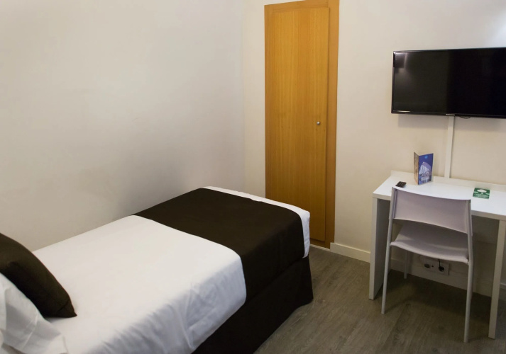 Sweet Hotel Continental