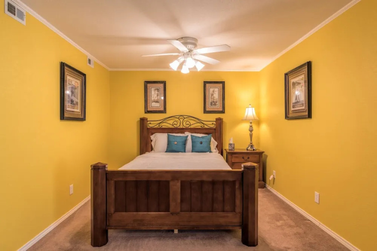 112 E Amberjack Duplex #1-2 - 6 Br apts by RedAwning