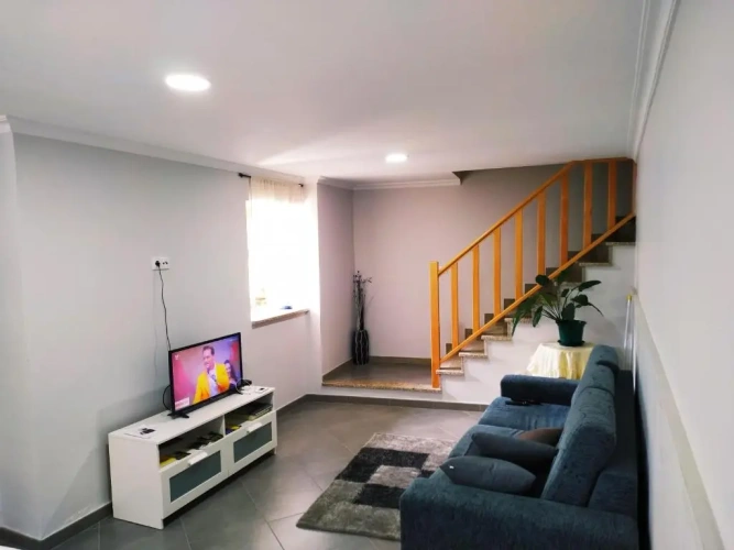 2 Bedrooms Cottage