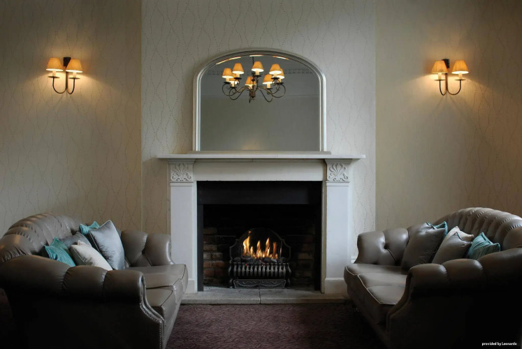 Forest Lodge