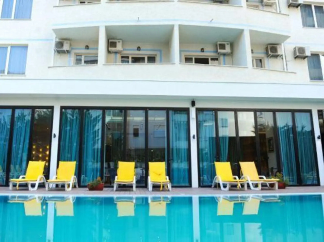 Hotel Leonardo - Durres