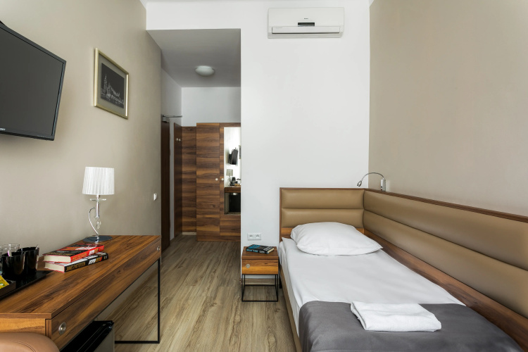 Pergamin Royal Apartments