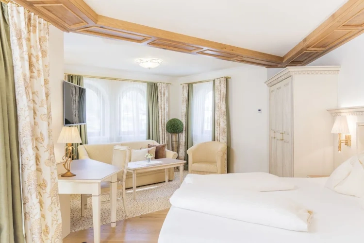 Double Suite