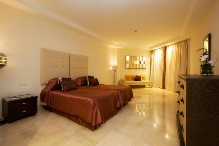 2 Bedrooms Superior Apartment