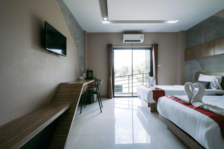 Ray Hotel