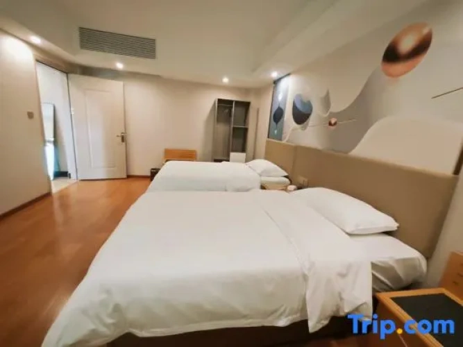 1 Bedroom Executive Twin Suite