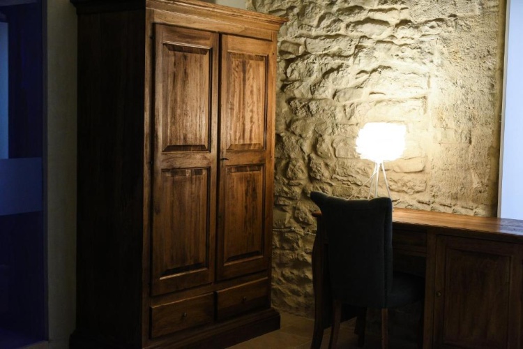 Deluxe room with balcony and with view