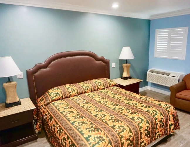 Superior Double room with city view