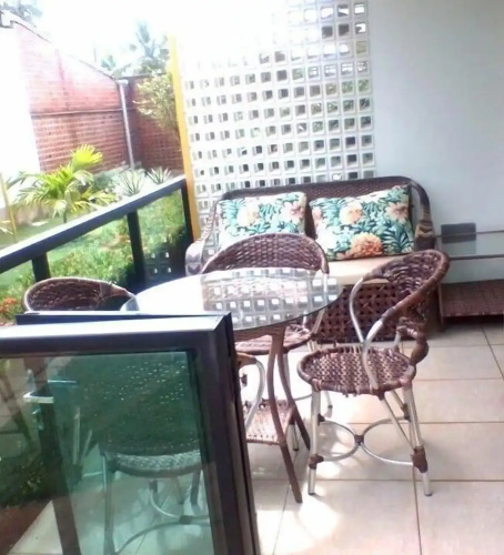 Casa em condomínio com Sauna e Piscina