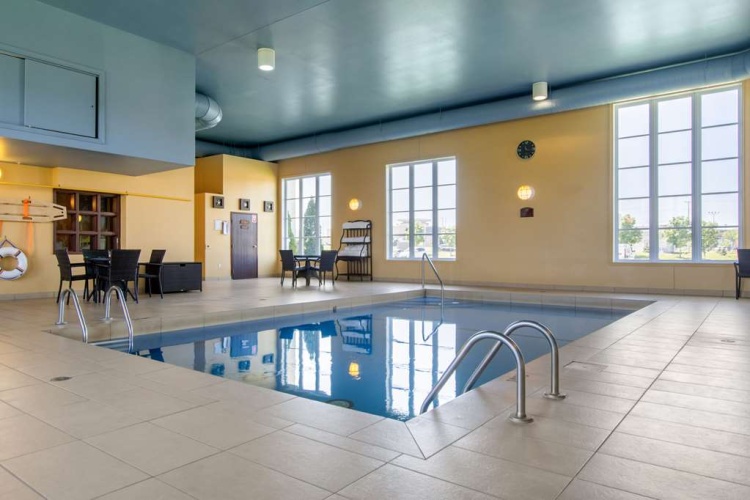 Comfort Inn & Suites photo 13