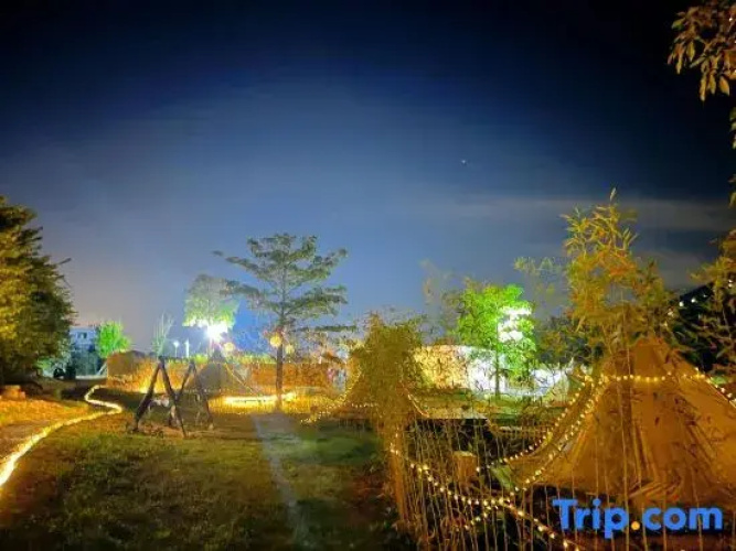 Sky Paddy Field Camp
