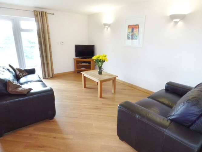 Apartment B4