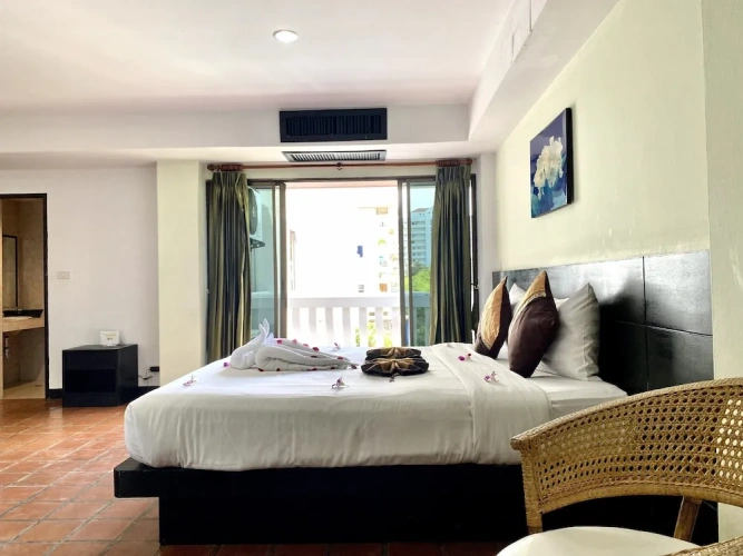 Deluxe Quadruple room
