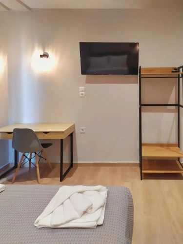Economy Triple room