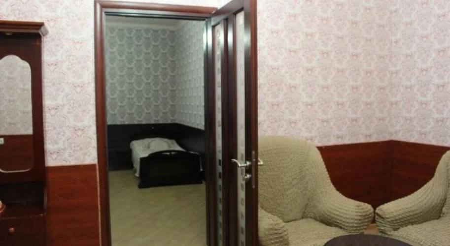 Voske Blur Hotel