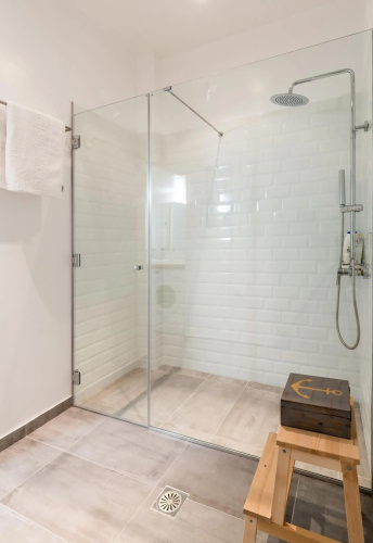 Wide Comfy Studio Apartment Centrally Located In Thissio