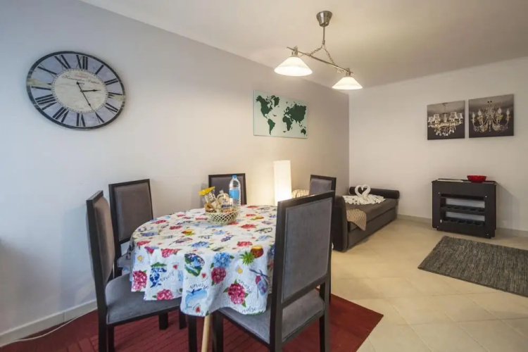 Apartment Central Flat by Green Vacations
