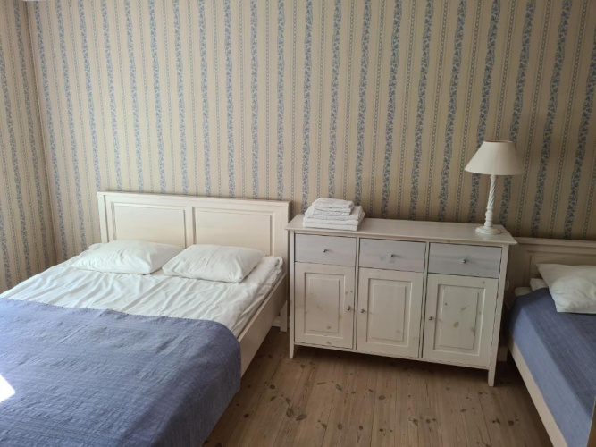 2 Bedrooms Cottage