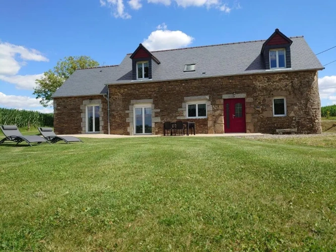 3 Bedrooms Cottage