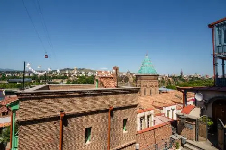 Anzori House