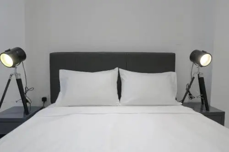 Comfy Studio 5 by ReCharge