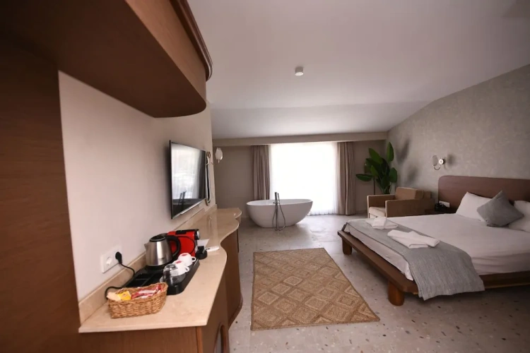 Deluxe room with balcony