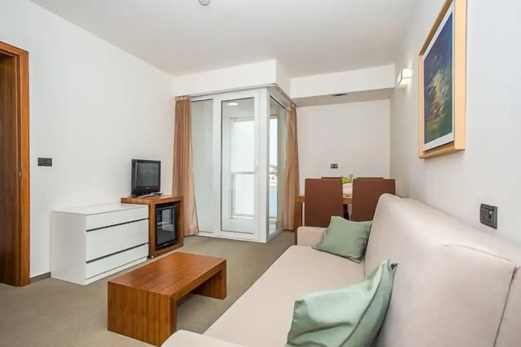 Deluxe Quadruple room with balcony and with sea view