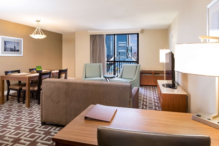 DoubleTree by Hilton Jacksonville Riverfront photo 13