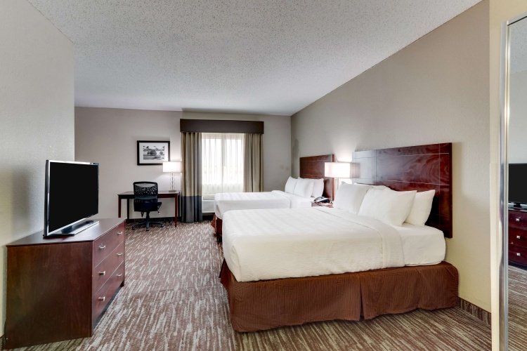 Quadruple Suite