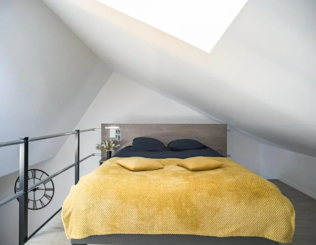 Loft avec jardin et parking privé