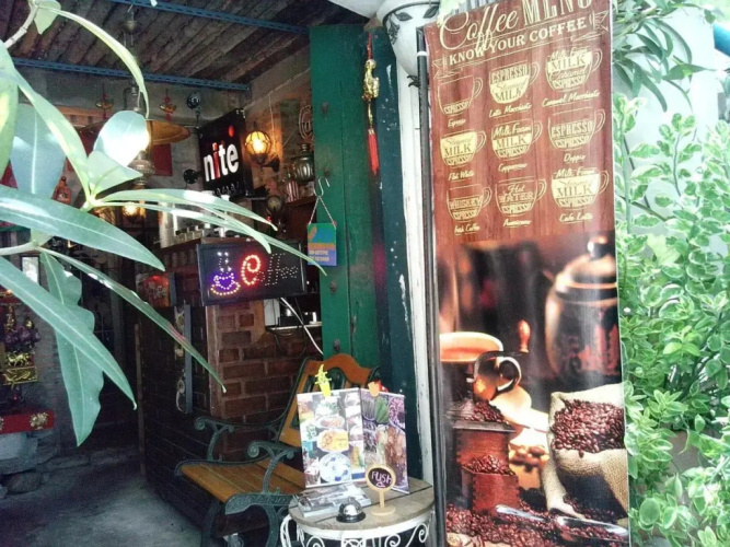 Café de Baan Raow