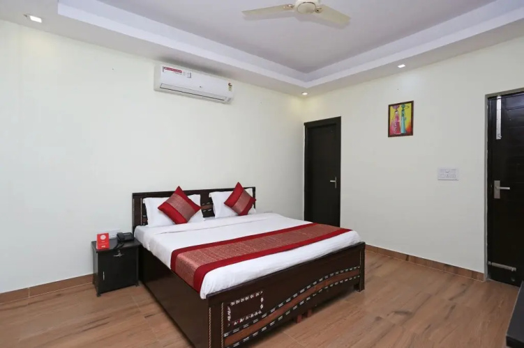 Maira Homes By OYO Rooms