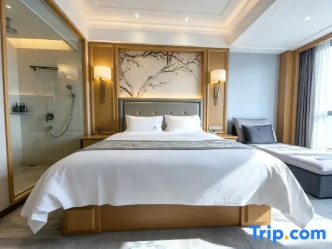 Standard Double room with lake view